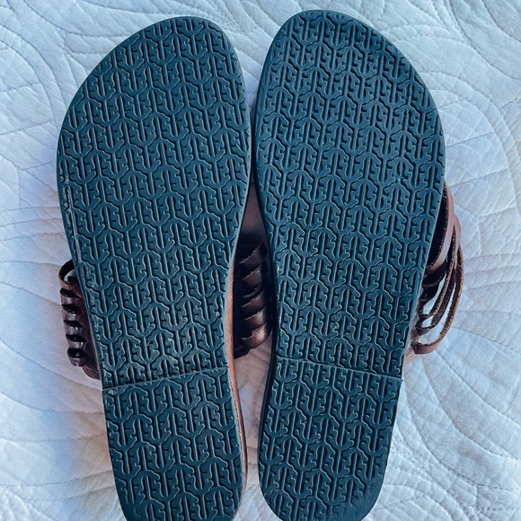 🌿FRYE SANDALS🌿 - Picture 5 of 12